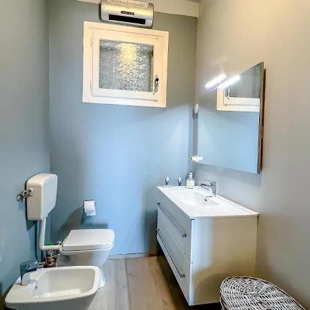 Apartment Fantastico Con Vista Mare In Pineta Varazze
